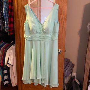 JJ’s House A-line V-Neck Asymmetrical Chiffon Bridesmaid Dress Mint Green 18W